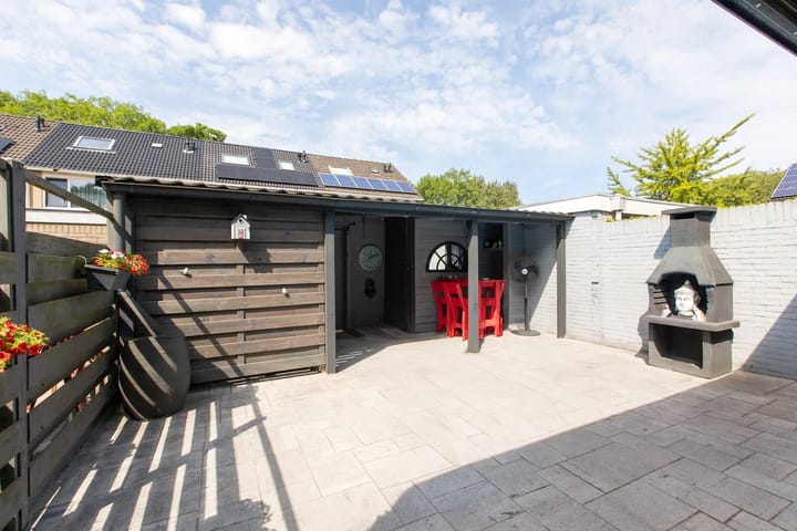 Photo 48 of De Beemd 61