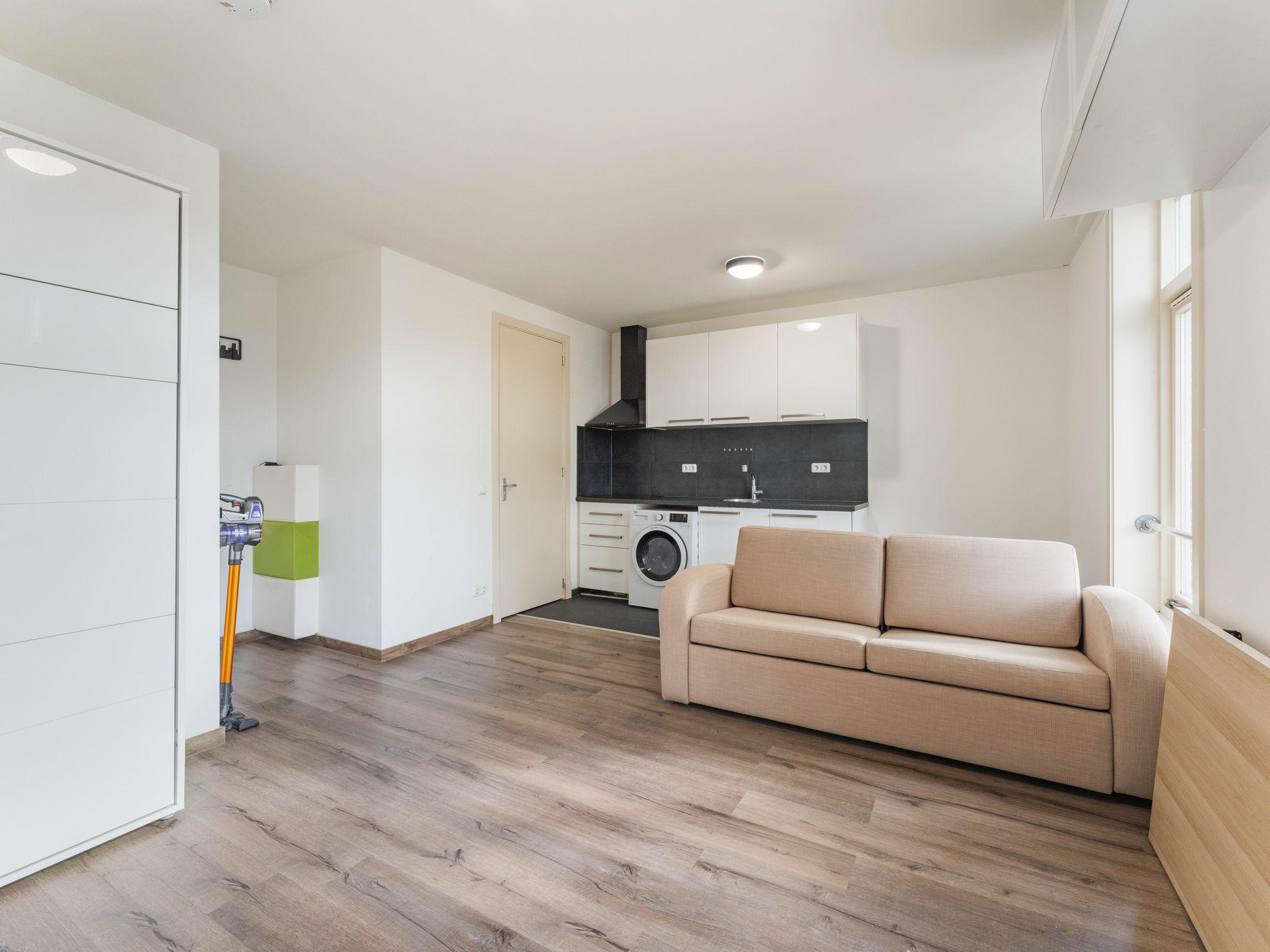 Photo 9 of Amsterdamsestraatweg 126-D