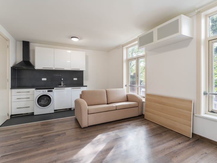 Foto 10 van Amsterdamsestraatweg 126-D