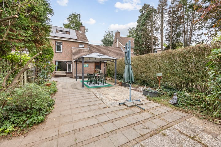 Photo 4 of Vuurdoornstraat 4