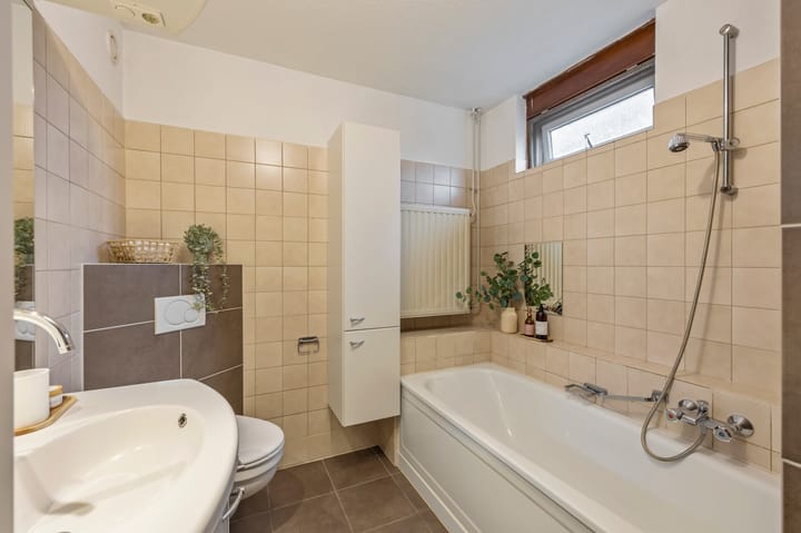 Foto 21 van Vuurdoornstraat 4