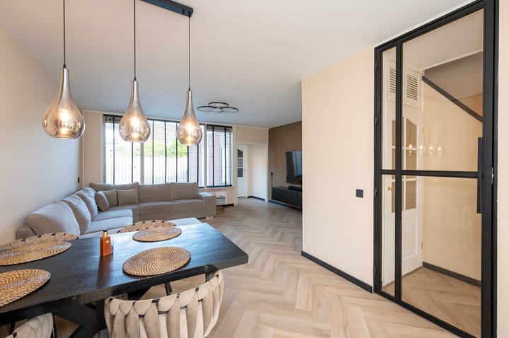 Middenhof 236 main image