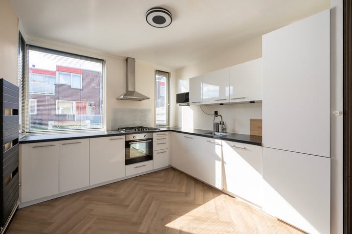 Foto 7 van Middenhof 236