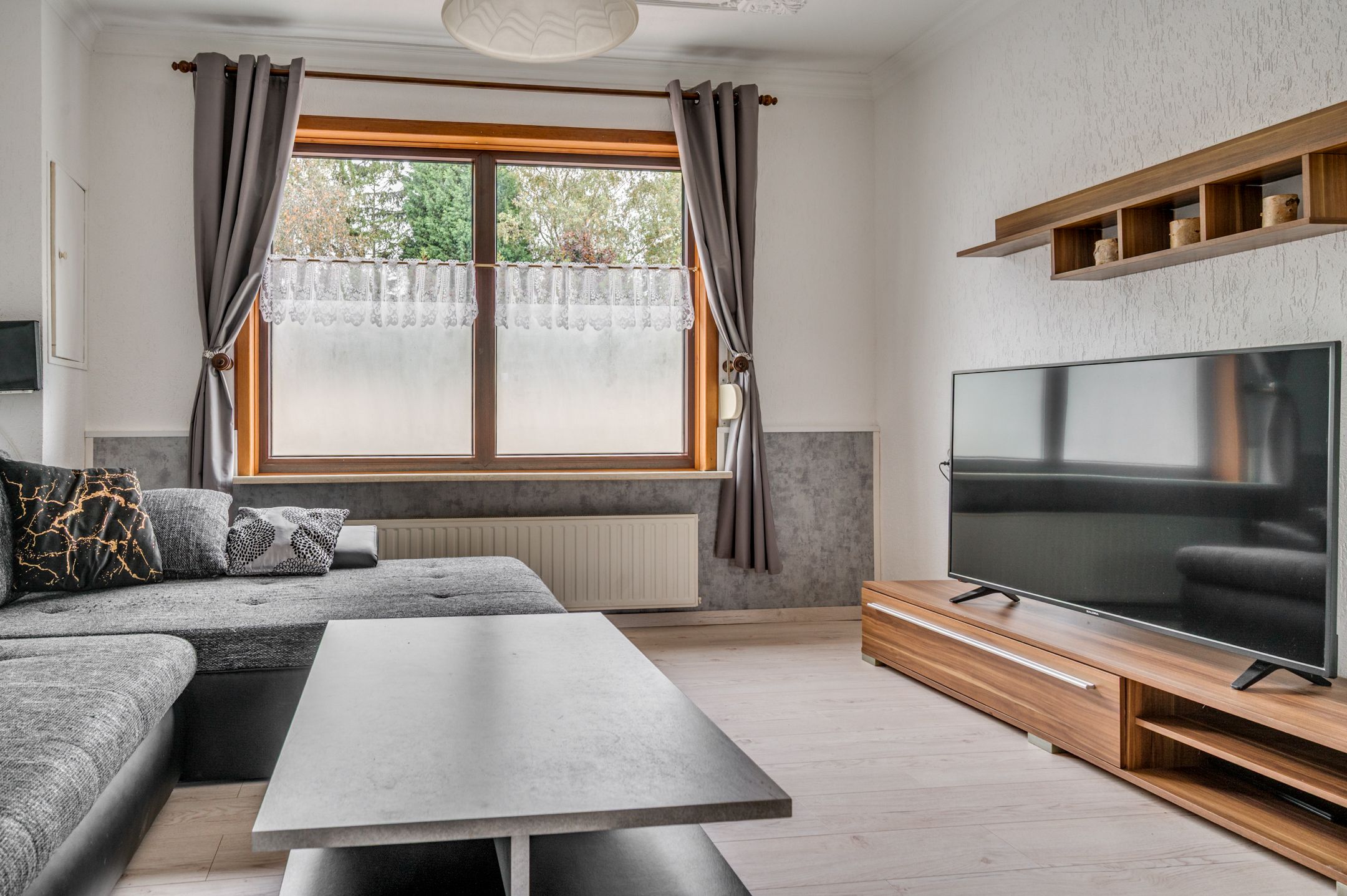 Foto 9 van Rijksweg Noord 19