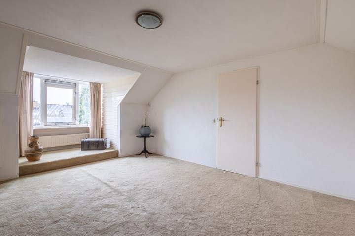 Photo 31 of Johan Frisostraat 8