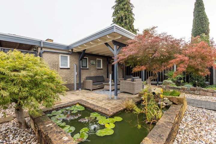 Photo 36 of Johan Frisostraat 8