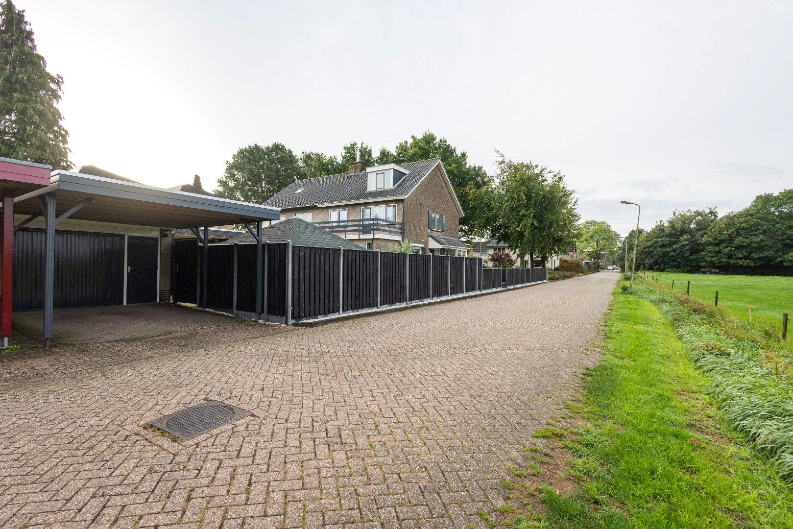 Foto 42 van Johan Frisostraat 8