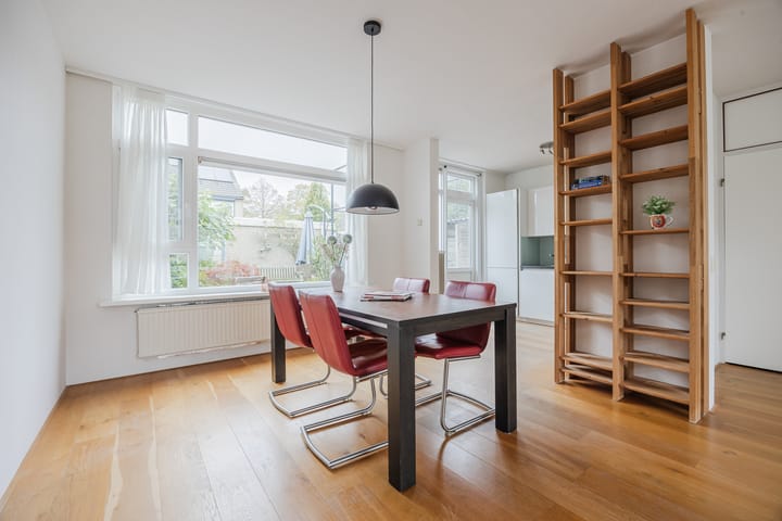 Foto 10 van van Swietenstraat 1