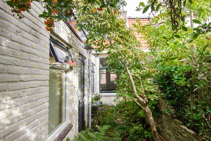 Foto 24 van Oost Indiëstraat 50