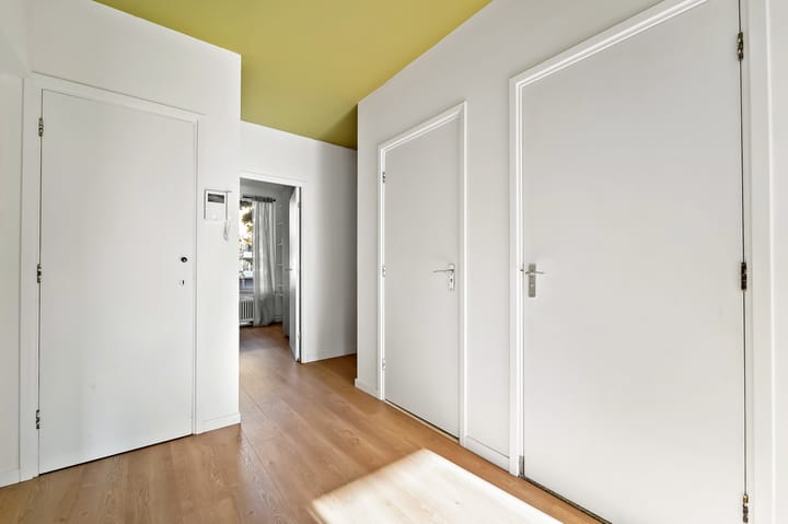 Foto 8 van Burgemeester Caan van Necklaan 299