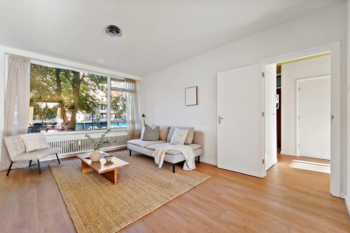 Foto 14 van Burgemeester Caan van Necklaan 299