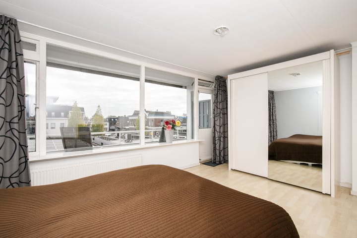 Foto 4 van Raadhuisplein 33-A