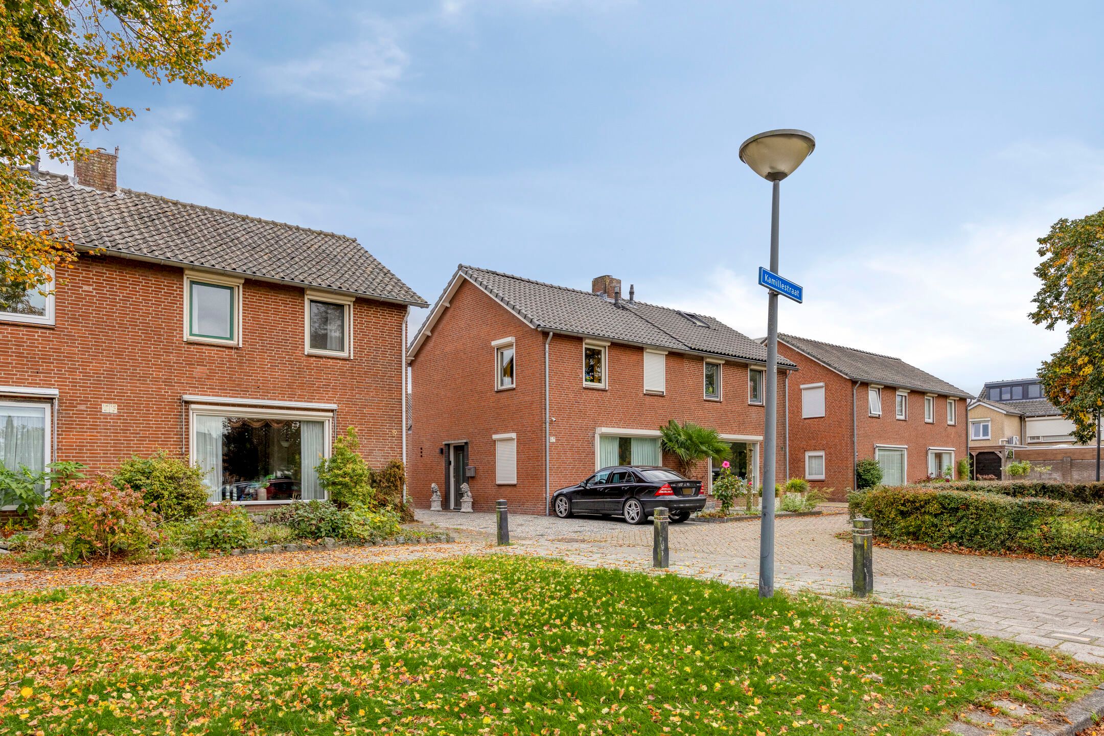 Photo 12 of Kamillestraat 19