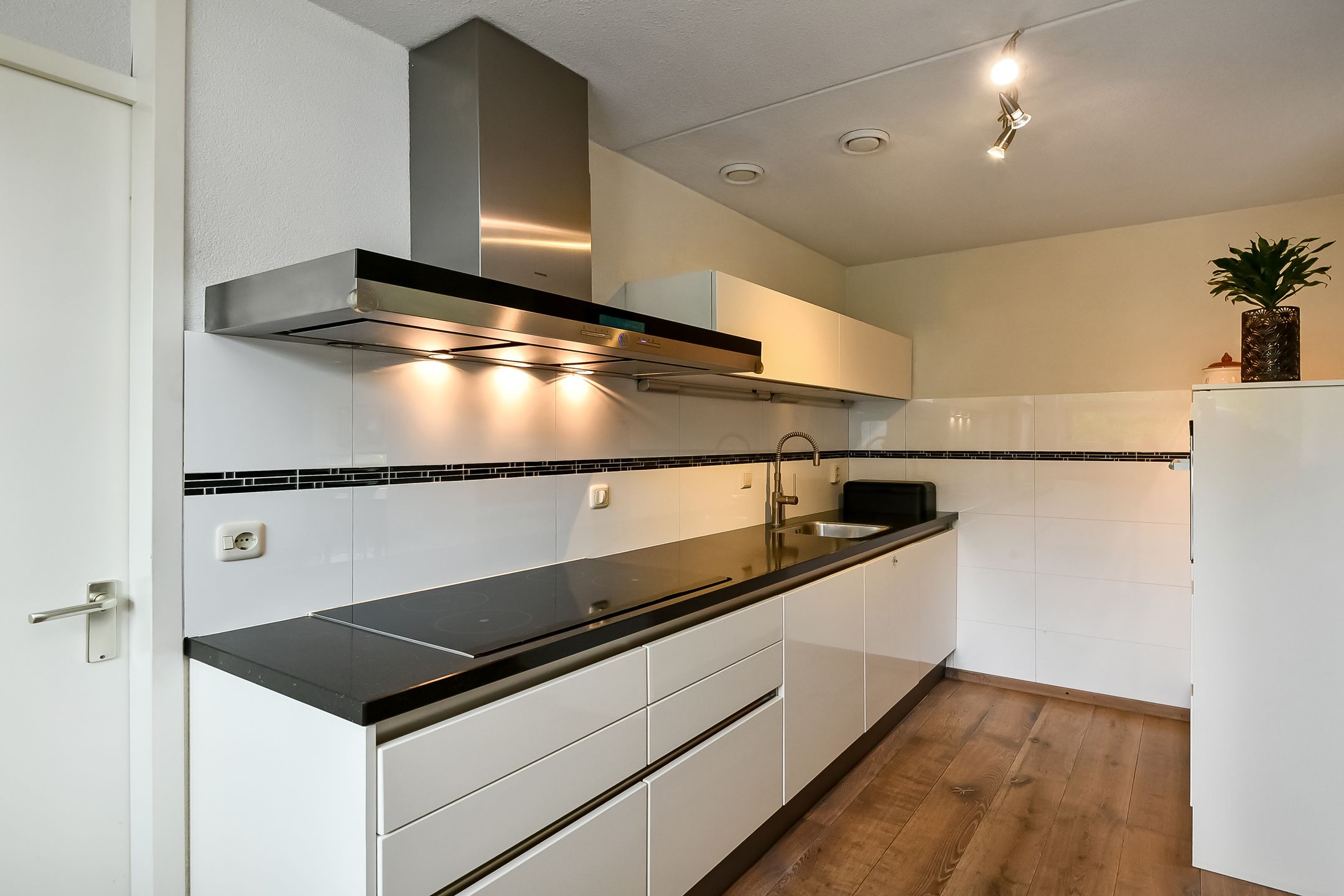 Foto 12 van Overste Kamp 16