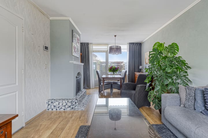 Photo 8 of Anthonie van Dijckstraat 13