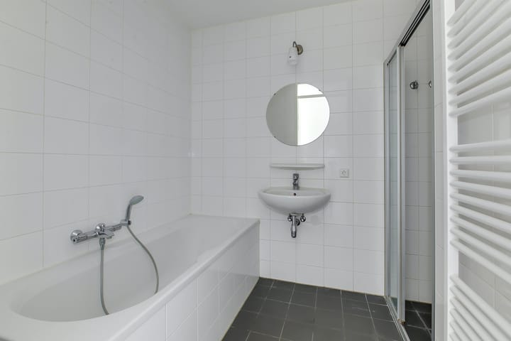 Foto 13 van Krijn Taconiskade 68