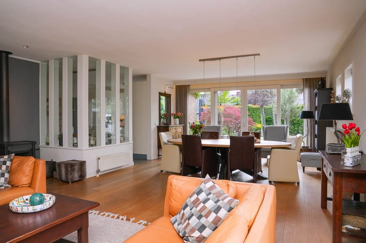 Photo 2 of van der Dussenlaan 32