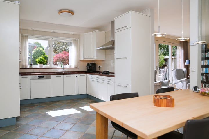 Photo 9 of van der Dussenlaan 32