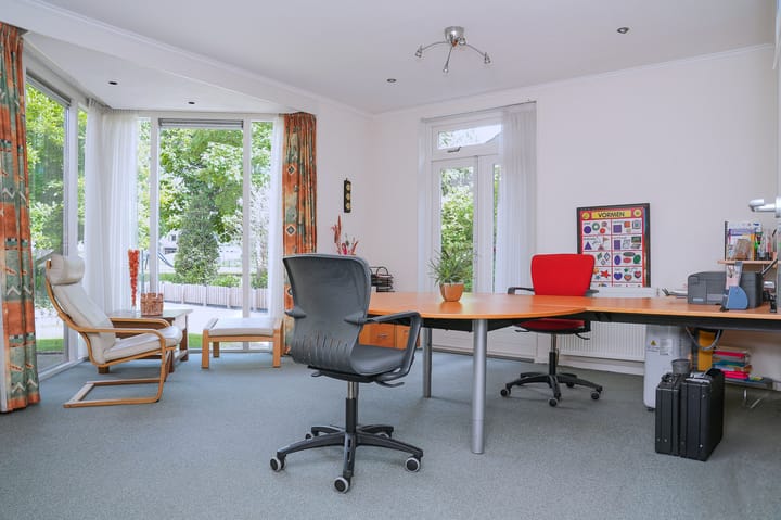 Photo 12 of van der Dussenlaan 32