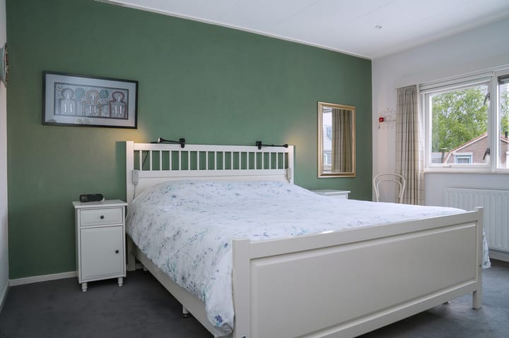 Photo 15 of van der Dussenlaan 32