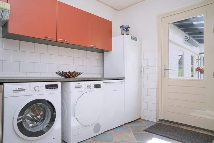 Photo 19 of van der Dussenlaan 32