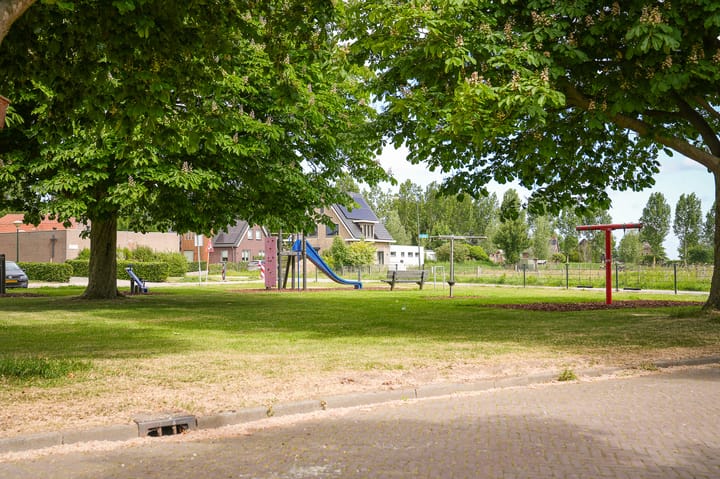 Photo 35 of van der Dussenlaan 32