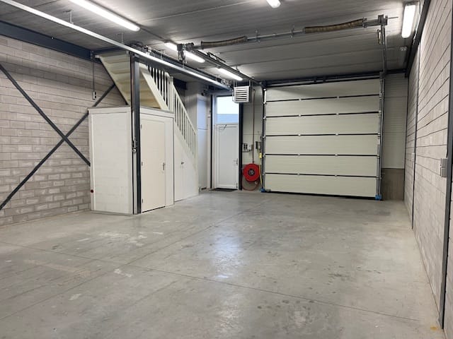 View photo 4 of Trapgans 3-b