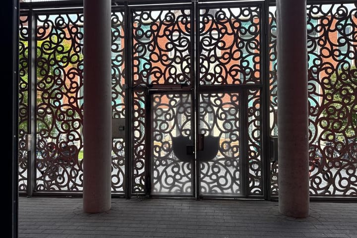 Foto 2 van August Allebéplein 146