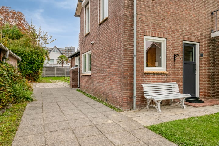 Foto 51 van P.A. de Genestetlaan 18