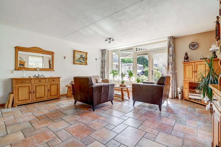 Photo 2 of Schrijnwerkerij 23