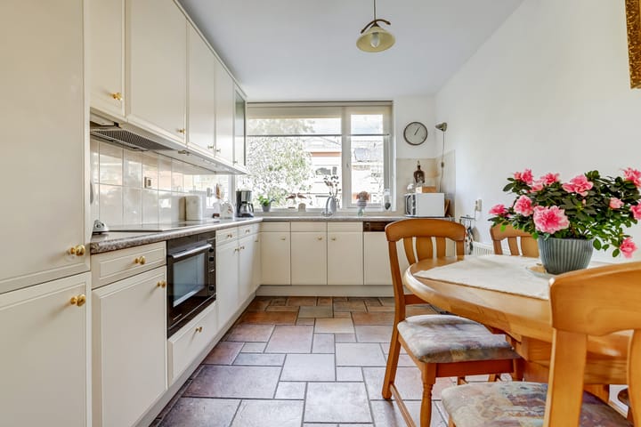 Photo 3 of Schrijnwerkerij 23