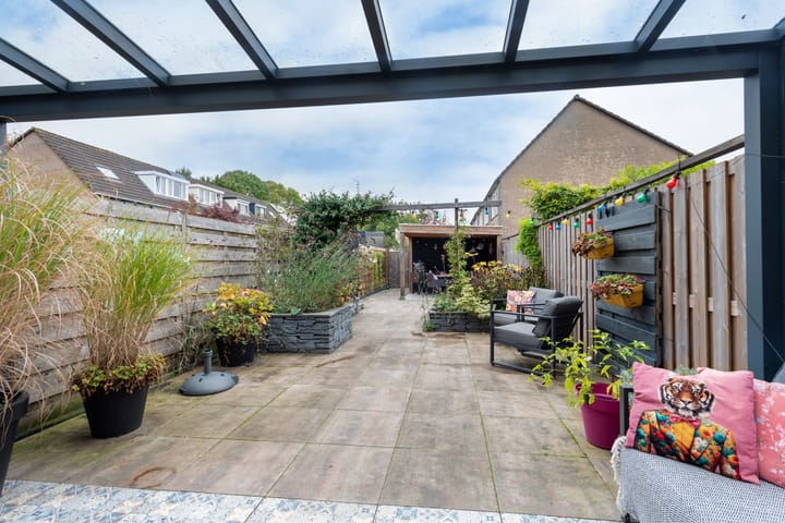 Photo 3 of Merelplantsoen 40