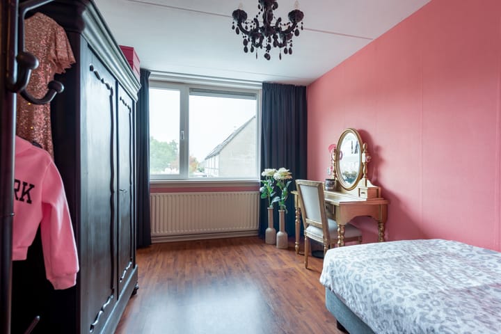 Photo 24 of Merelplantsoen 40