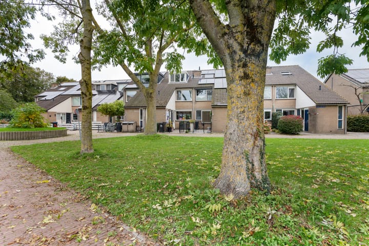 Photo 4 of Merelplantsoen 40