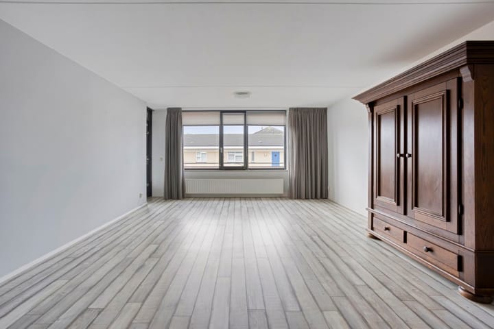 Photo 6 of Dorpsstraat 18