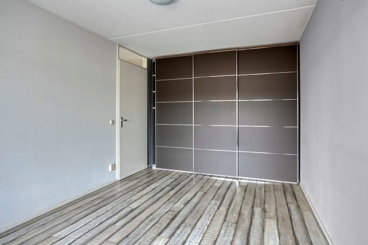 Photo 11 of Dorpsstraat 18