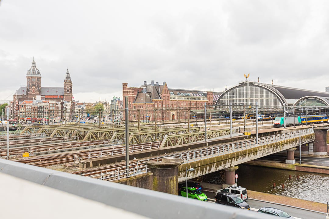 Foto 17 van De Ruijterkade 105-2