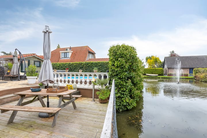 Photo 3 of Scheepjesbrug 808