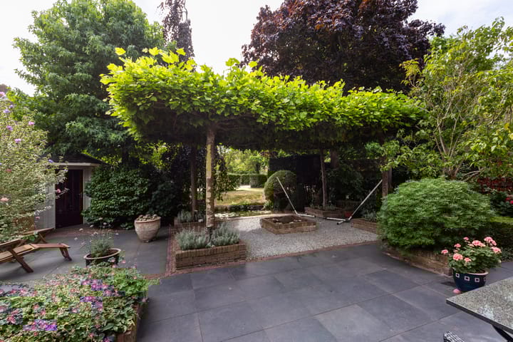 Foto 20 van Gravin Adahof 22