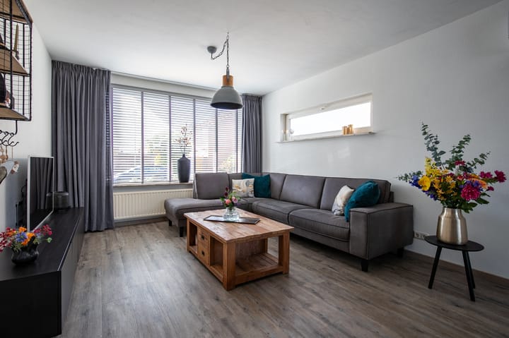 Photo 4 of Graaf van Wassenbergstraat 4