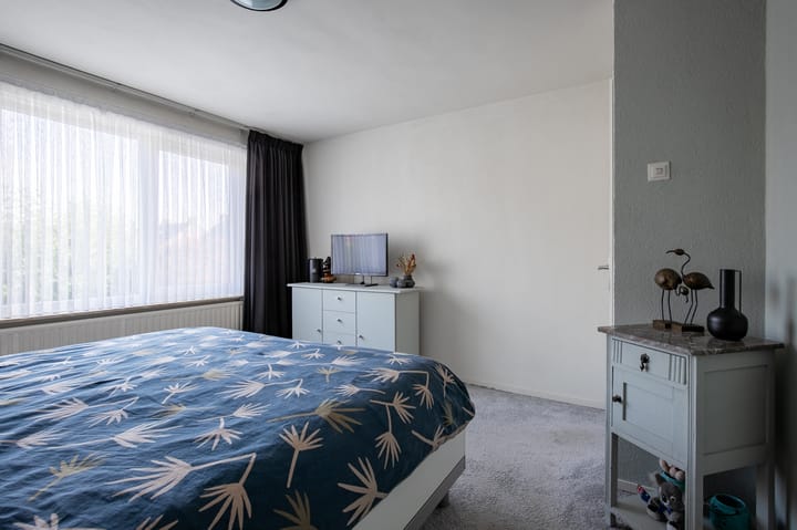 Photo 10 of Graaf van Wassenbergstraat 4