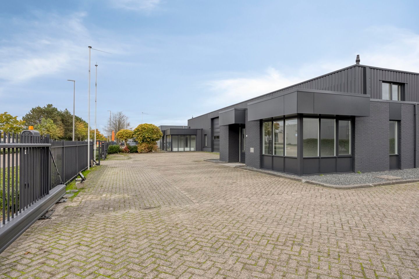 View photo 5 of Thomas Edisonweg 59-61