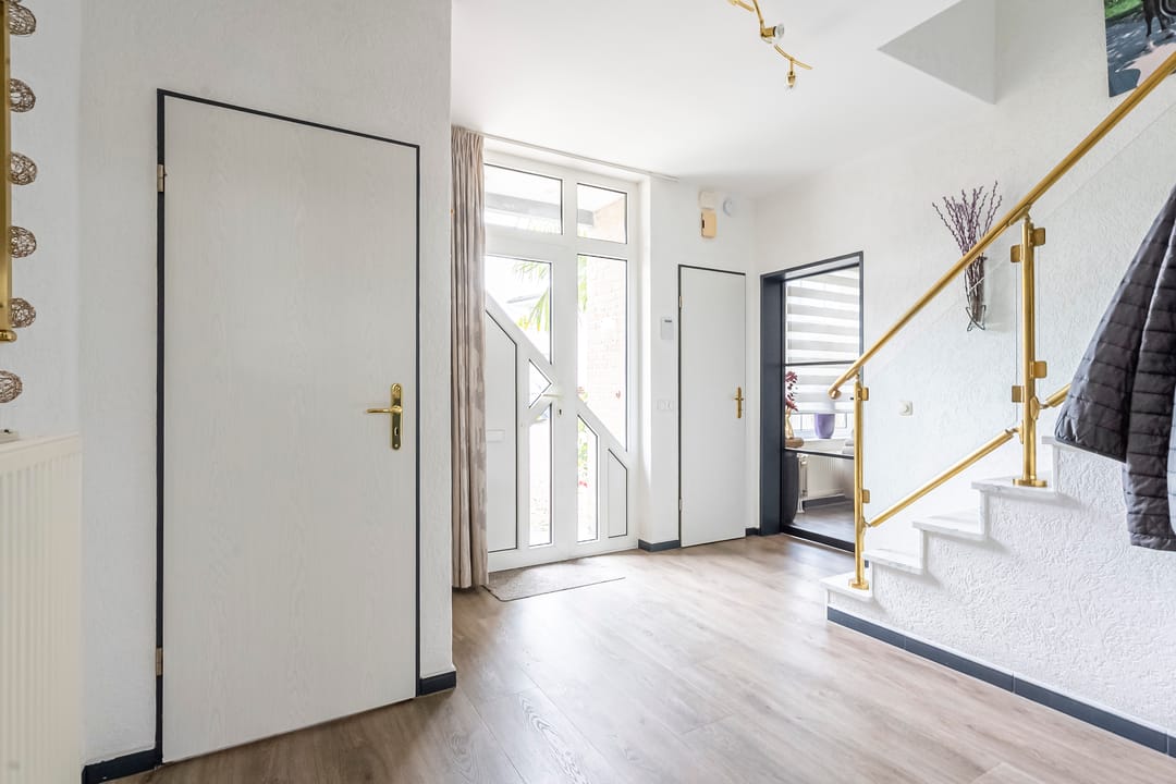 Foto 11 van Dokter Limpensstraat 48