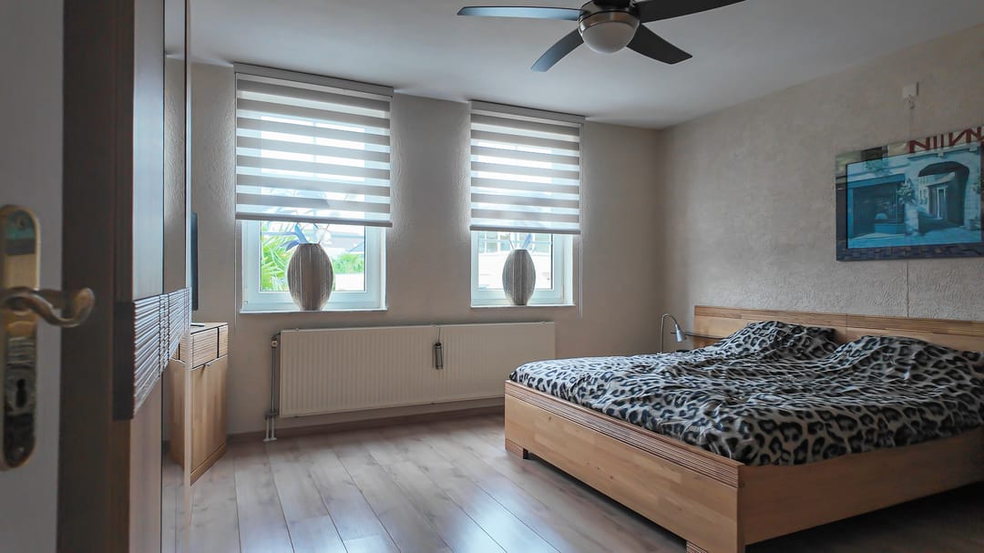 Foto 16 van Dokter Limpensstraat 48