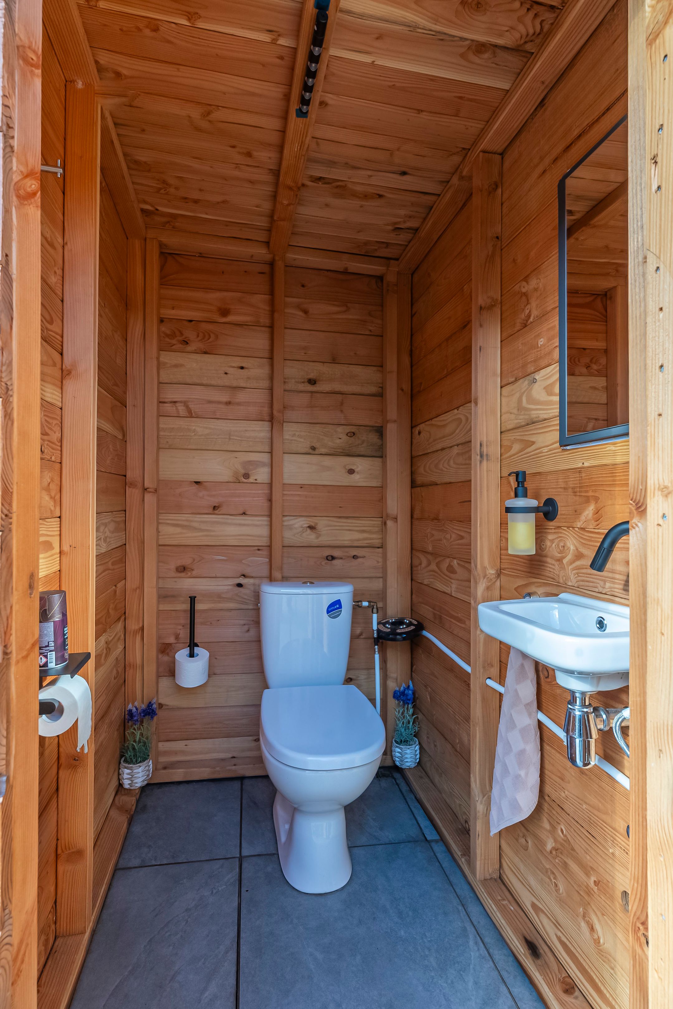 Foto 30 van Dokter Limpensstraat 48