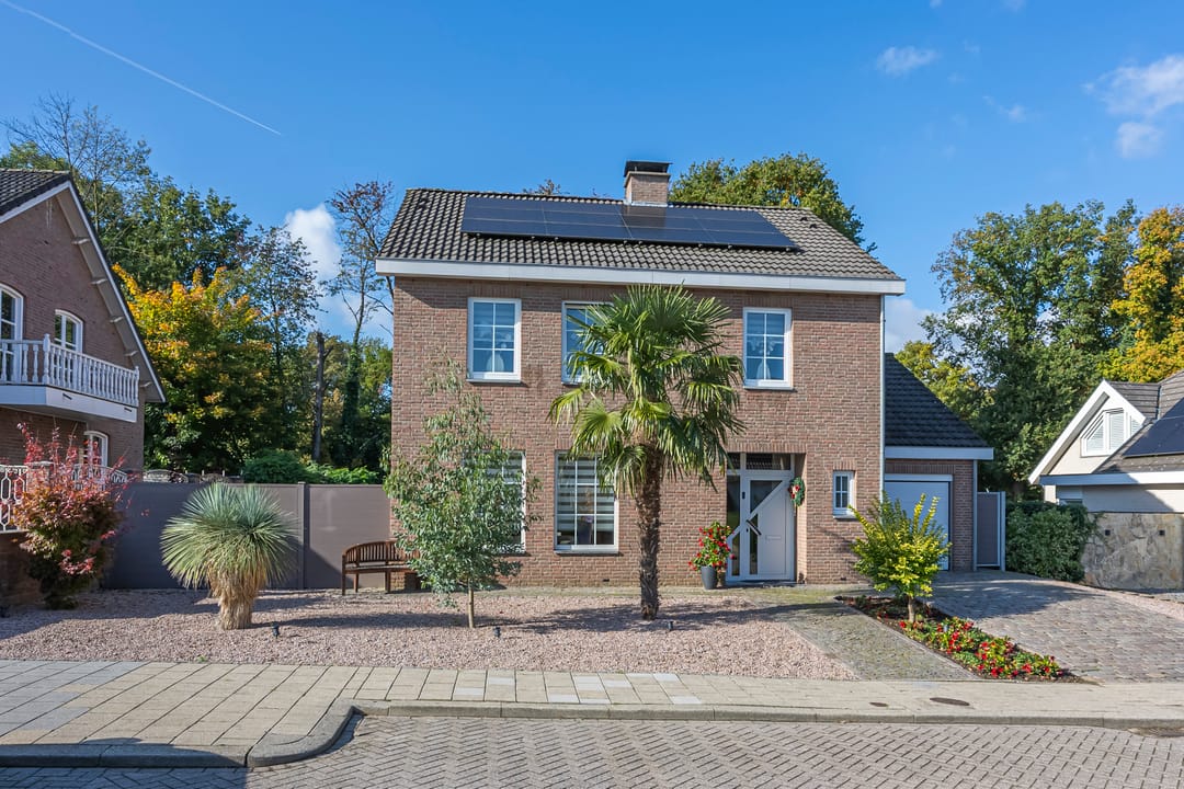 Foto 32 van Dokter Limpensstraat 48