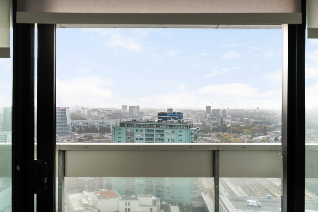 Foto 8 van Anna van Buerenplein 181