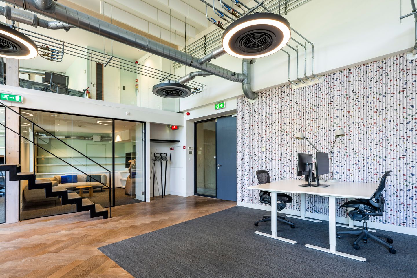 Bekijk foto 2 van Fred. Roeskestraat 97-A