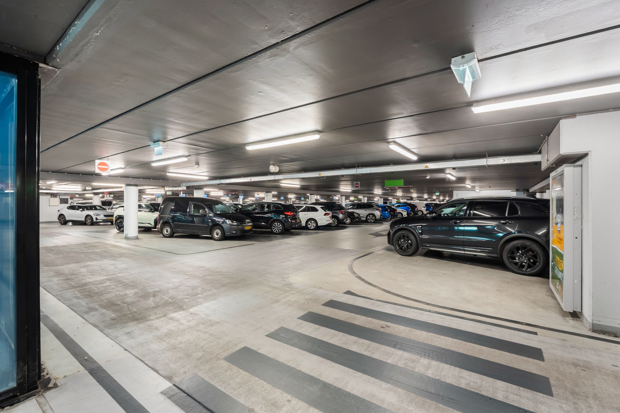 Foto 42 van Anna van Buerenplein 181