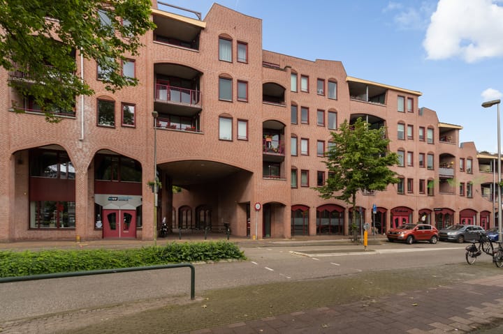 Photo 4 of Schoolstraat 17